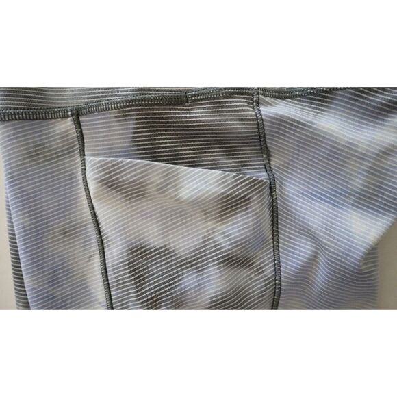 Athleta Women's Sz S Gray/White Striped Cropped Workout Leggings - Picture 6 of 8